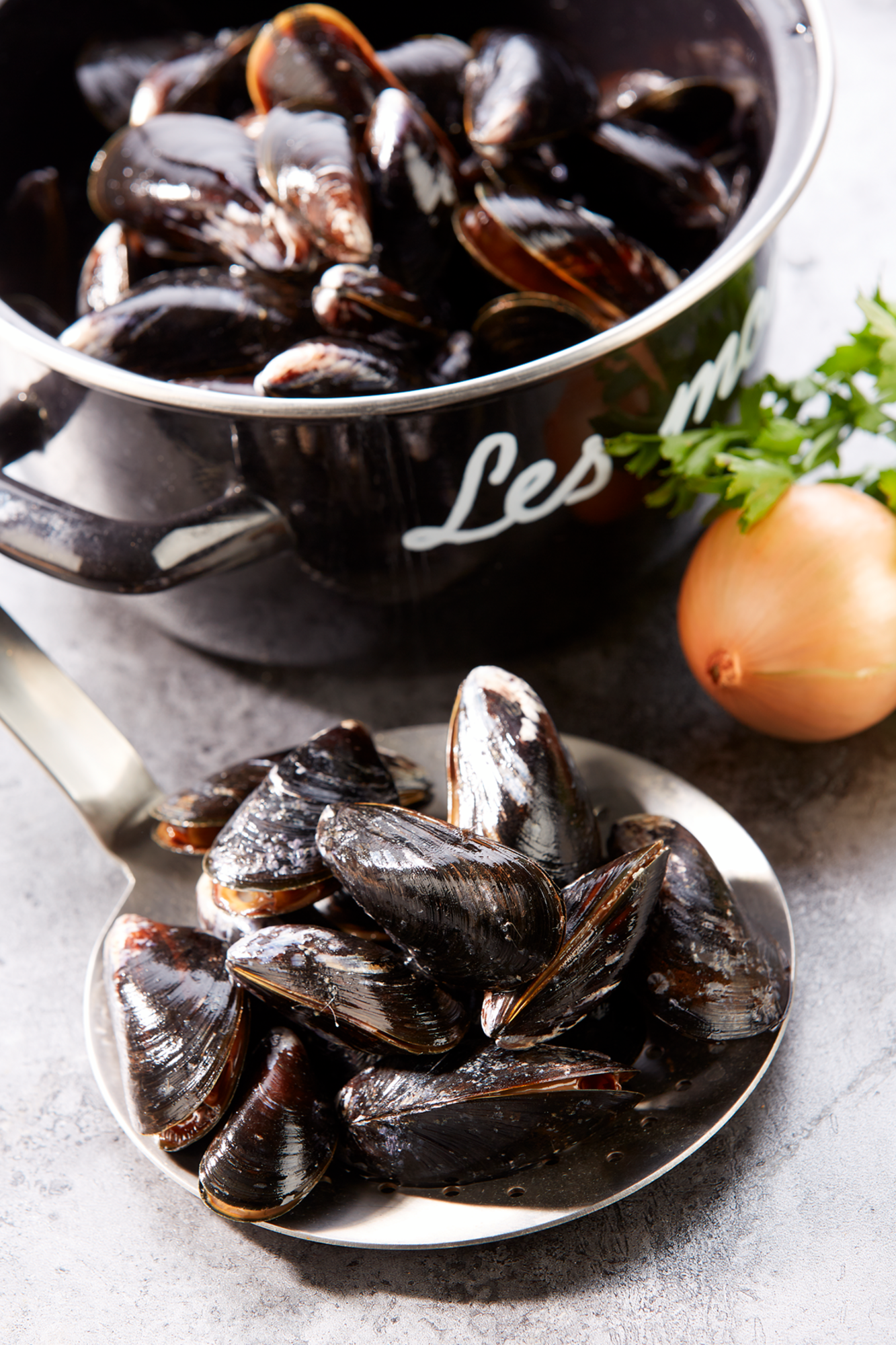 MOULES DE BOUCHOT NETTOYÉES ET PRÊTES À CUIRE STG