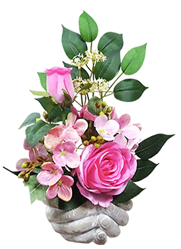 Composition MONICA 
(Main en ciment roses, hortensias)