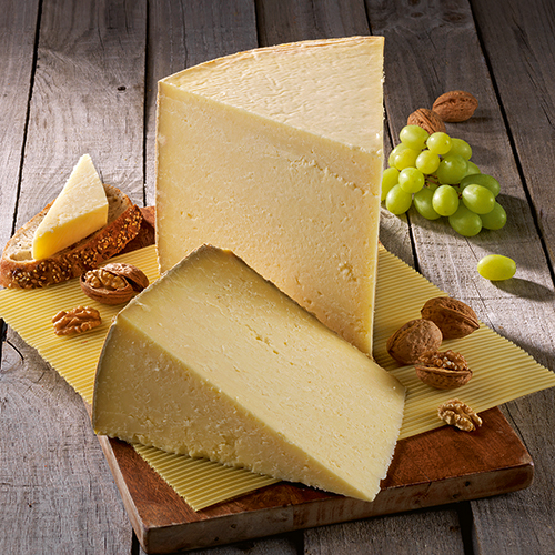 CANTAL AOP ENTRE DEUX 30% MAT.GR.