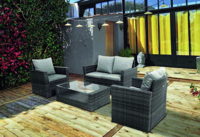 SALON DE JARDIN BAS EN RÉSINE TRESSÉE 4 PIÈCES