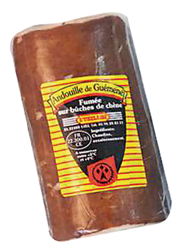 ANDOUILLE DE GUÉMENÉ FUMÉE SUR DES BÛCHES DE CHÊNE