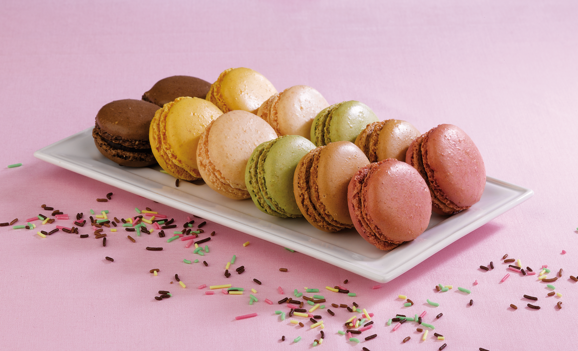 12 macarons classiques