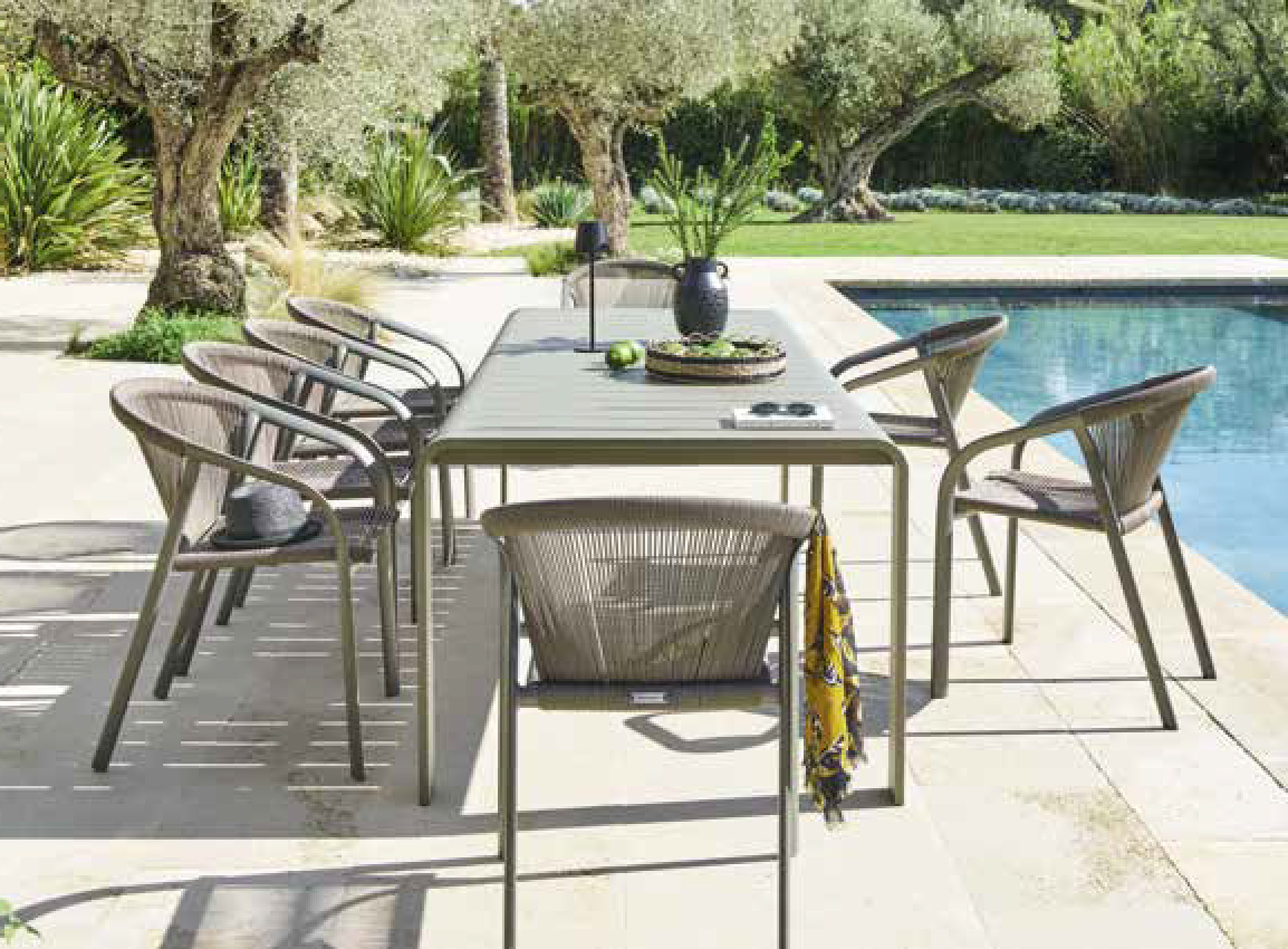 Table fixe