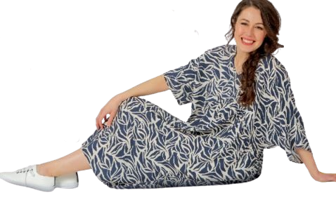 ROBE CURVE AMPLE DÉCOUPE EMPIRE