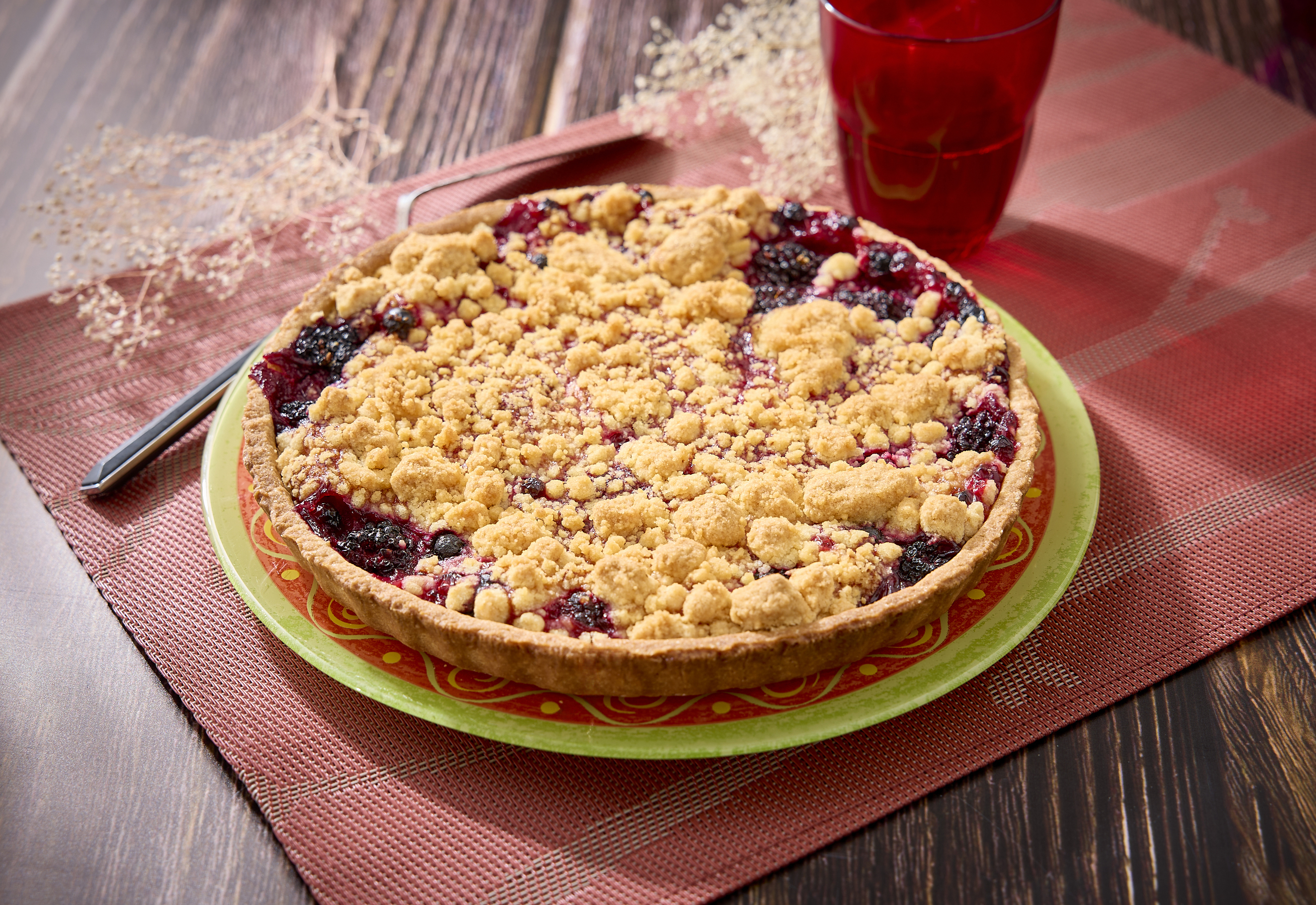 TARTE CRUMBLE AUX FRUITS ROUGES