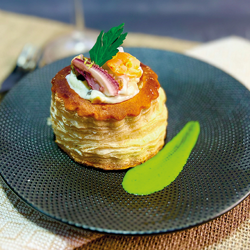 BOUCHÉE AUX FRUITS DE MER