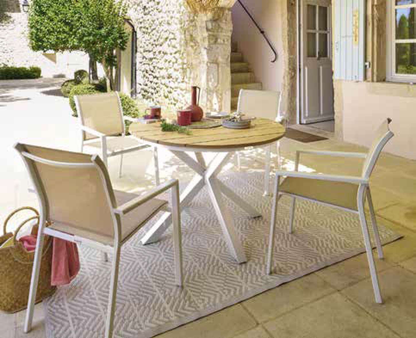 Table fixe