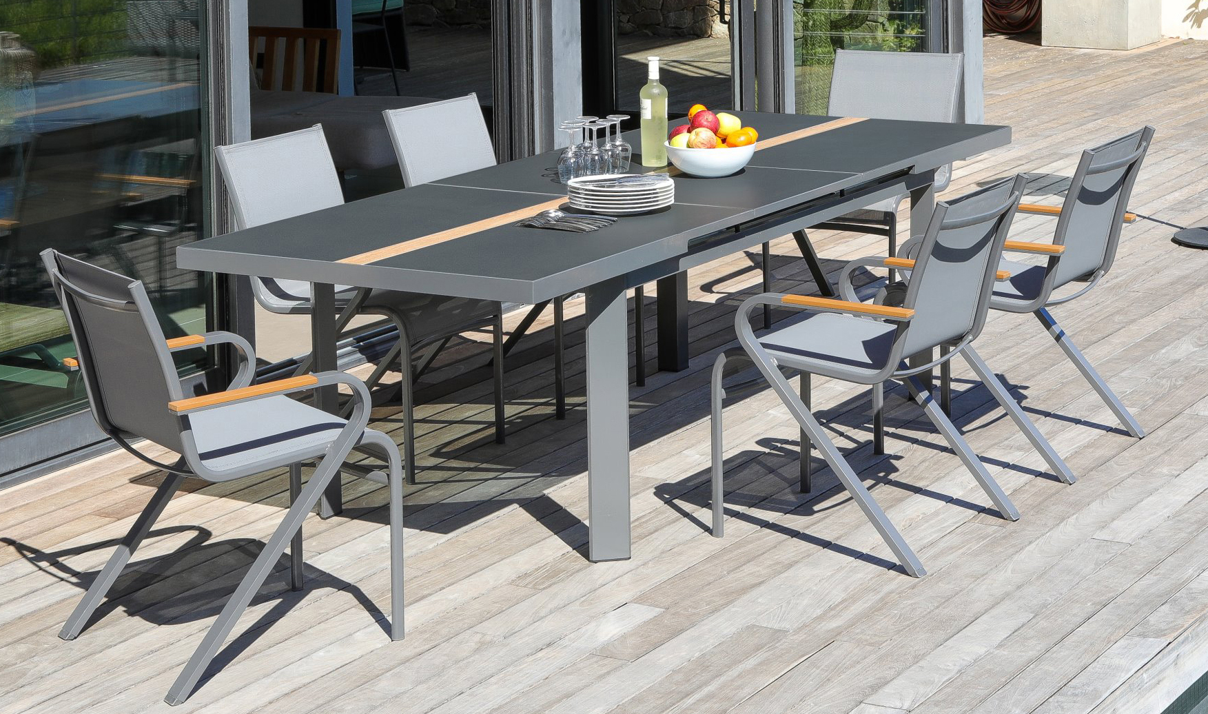 TABLE VERVEINE 8 PERSONNES