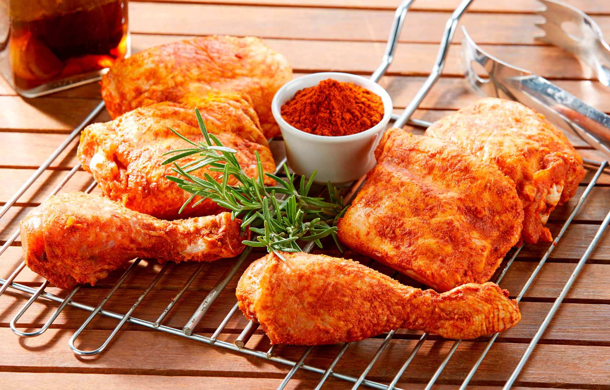 CUISSES ET PILONS DE POULET SAVEUR PAPRIKA