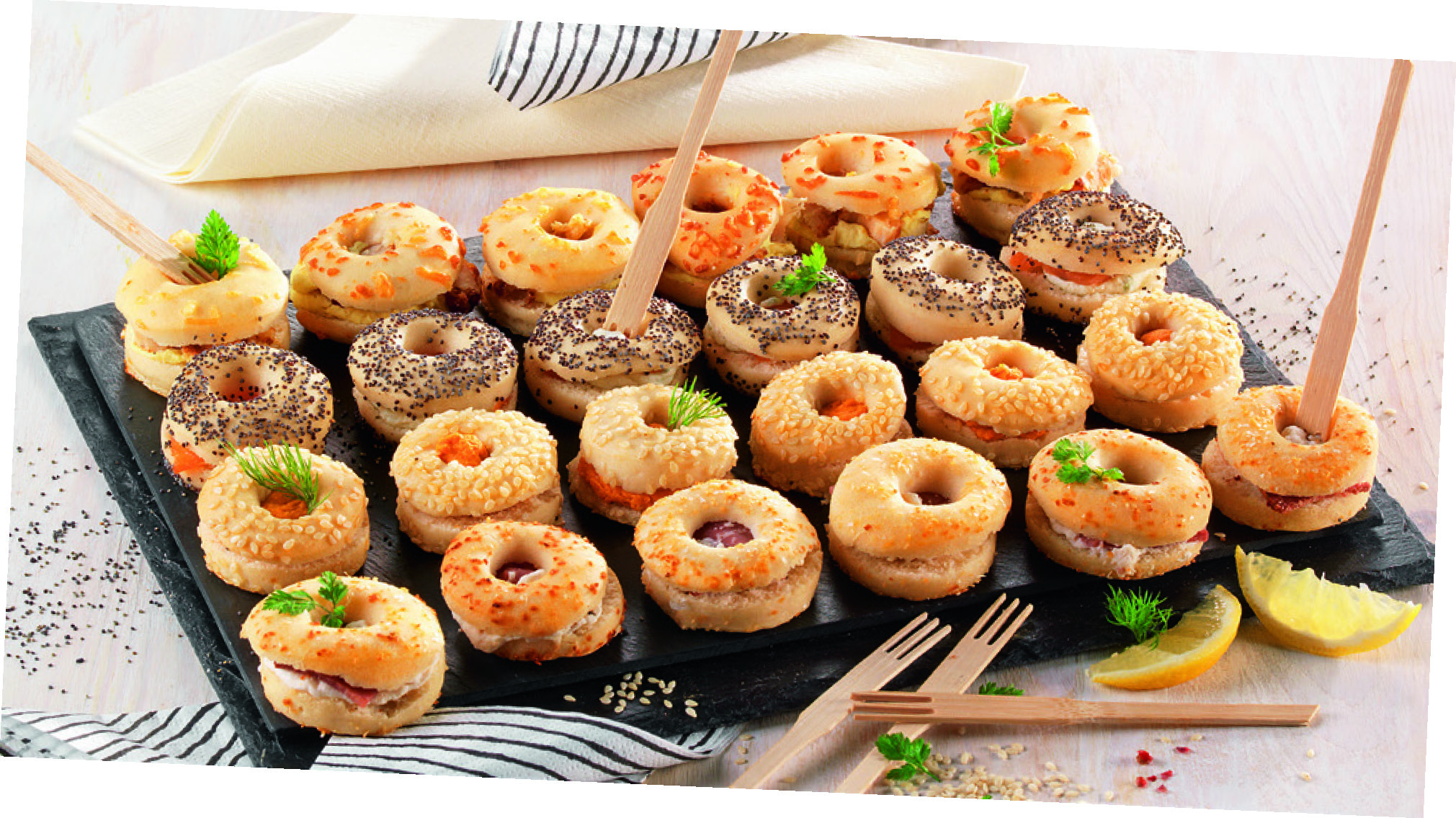 24 MINI BAGELS(2) À RÉCHAUFFER