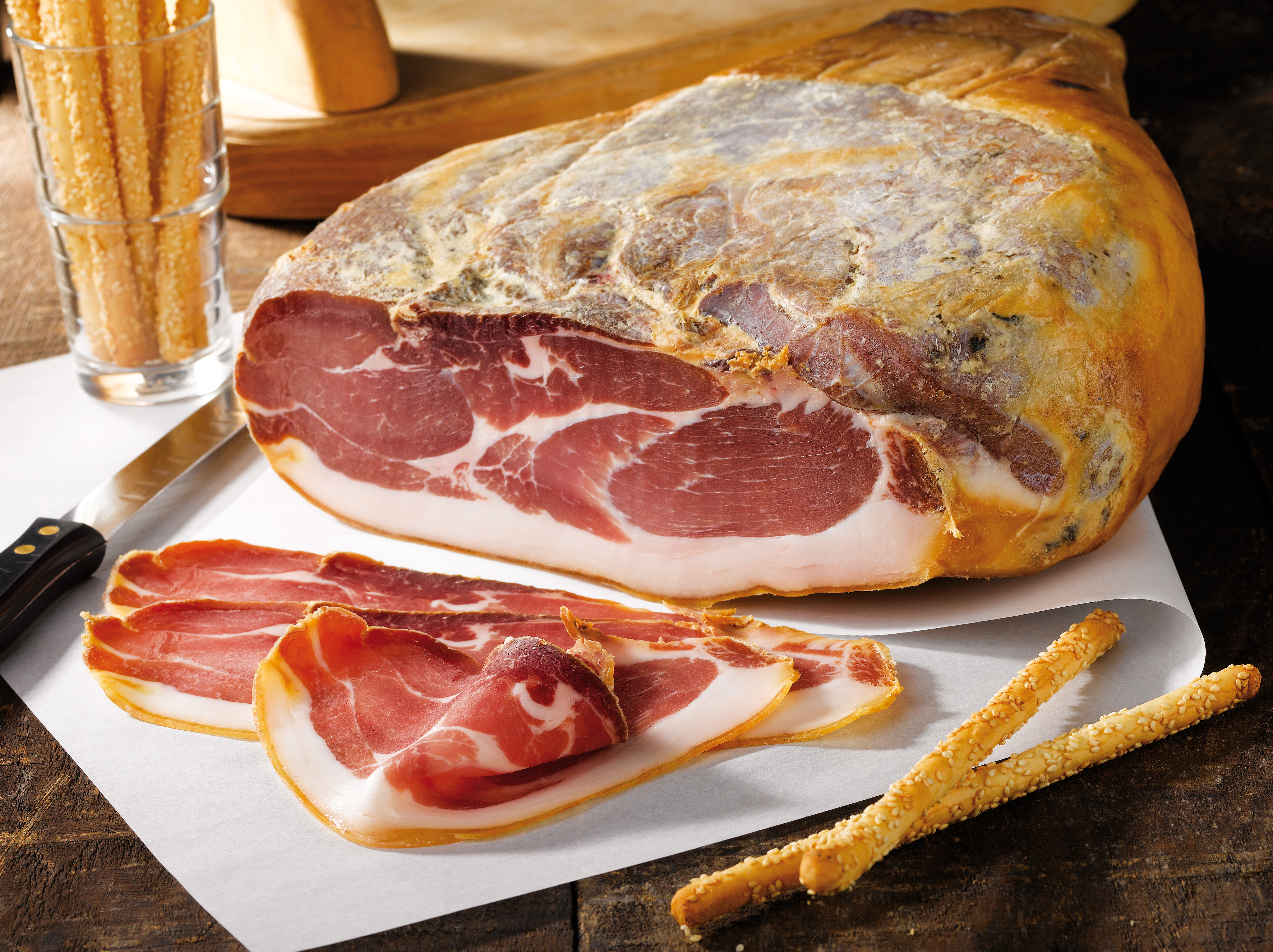 JAMBON CRU ITALIEN MONTANA
9 MOIS D’AFFINAGE DÉSOSSÉ