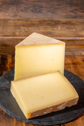 BEAUFORT AOP 32% MAT. GR.