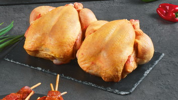 LOT DE 2 POULETS JAUNES PRÊT-À-CUIRE
“POULET DE NOTRE RÉGION”
