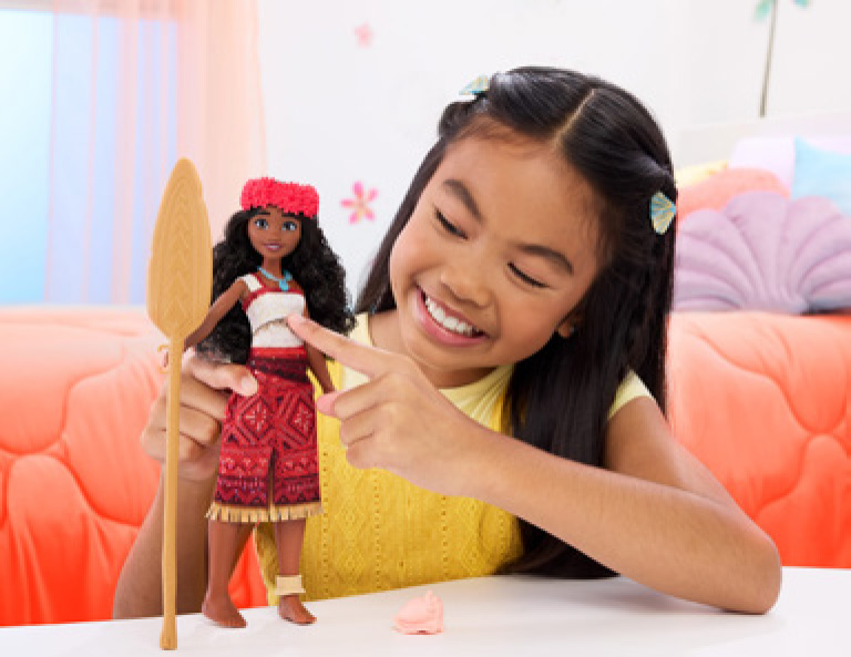 POUPÉE VAIANA CHANTANTE