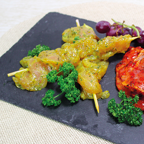 BROCHETTE DE POULET MARINÉ