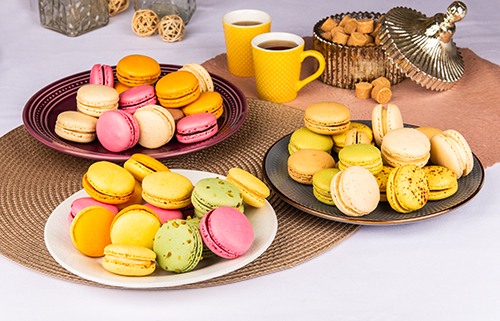 16 MACARONS