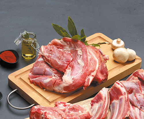 AGNEAU : ÉPAULE ** ENTIÈRE À RÔTIR AVEC OS